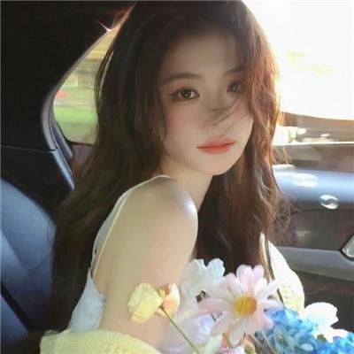 5个吓鬼的少年